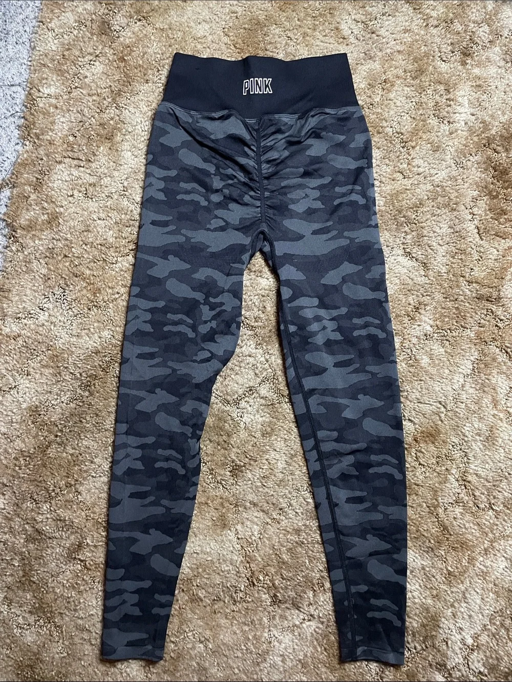 Victoria’s‎ Secret PINK Sport Camouflage Ruched Leggings Size Small